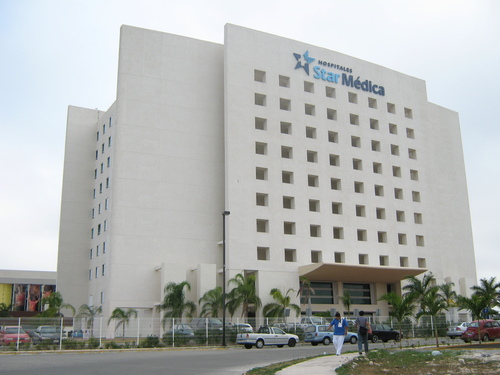 Fachada principal del hospital Star Médica en Mérida, México.